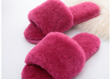 Wool Lining Womens Fluffy Slippers , Pink Warm Fuzzy Slippers Rubber Sole