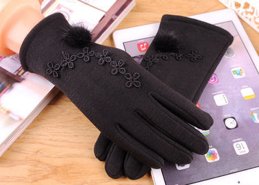 China Plush Women Vintage Touch Screen Compatible Gloves 40-60cm For Winter Outdoor supplier