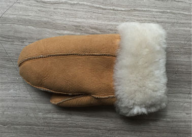 China Hand Made Warmest Sheepskin Gloves for Ladies With Cuff Size 5 - 6cm supplier