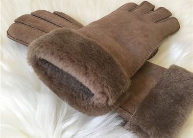 China Women's Double face Sheepskin Gloves Shearling Hand Gloves with Fur Cuff supplier