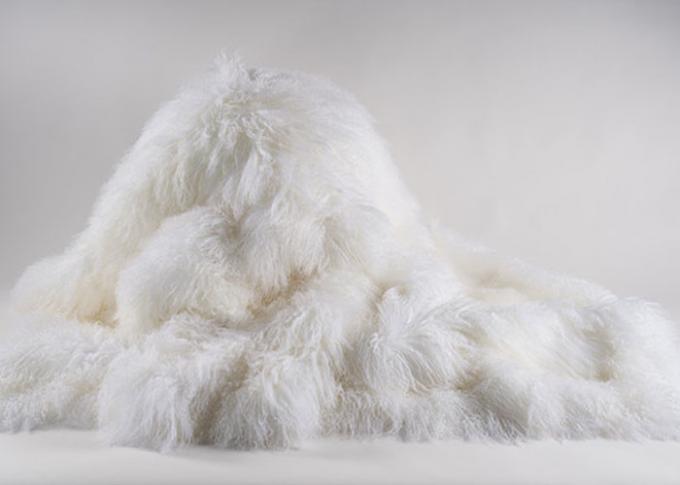 Grey Long Curly Hair Mongolian Sheepskin Rug Living Room With 2*4 Feet Size