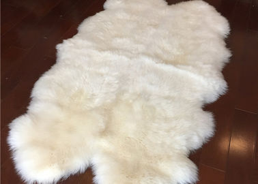 China Real Sheepskin Rug Natural White Long Wool New Zealand Sheepskin Carpet Quad supplier