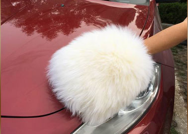 China Sheepskin Car Wash Mitt  Auto Care Cleaning Real Sheepskin Detailing Wash Gloves supplier