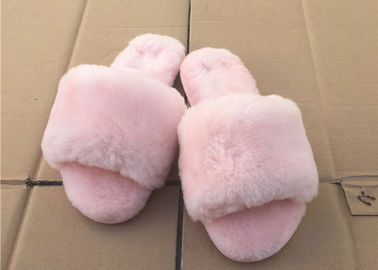 China Women'S Suede Slippers Sheepskin Lining , Men'S Genuine Shearling Slippers  supplier