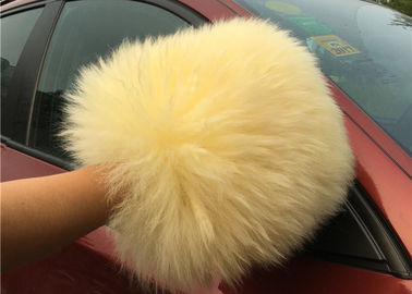 China Sheepskin Car Wash Mitt Long Hair Real Australia Lambswool Car Cleaning Glove supplier