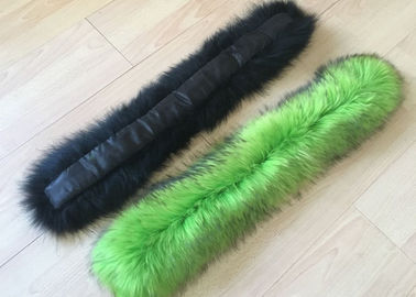 China Dyed Color Long Raccoon Fur Collar Handmade Warm Soft Smooth For Jacket Hood supplier