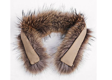 China Raccoon Fur Collar Soft fluffy Smooth Natural Color Large Long Collar Detachable For Winter Jacket supplier