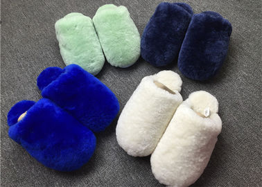China Closed Toe Shearling House Slippers , Ladies Sheepskin Slippers With Rubber Sole  supplier