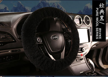 China Dyed Black Sheepskin Steering Wheel Cover Hand Sewing for Car Decoration supplier