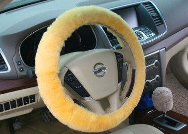 China Diameter 38cm Dyed Red Fluffy Steering Wheel Cover Super Soft With Lamb Fur supplier