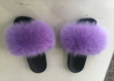 China Dyed Color Ladies Fluffy Slippers For Summer , Spring Cute Womens Slippers  supplier