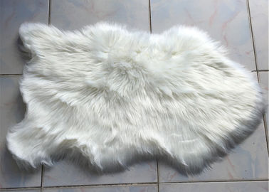 China Long Wool Artificial Sheepskin Rug , Soft  Faux Sheepskin Throw 60* 90 Cm supplier