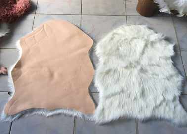 China Kitchen Faux Fur Australian Sheepskin Rug Durable Comfortable With Artificial Wool supplier