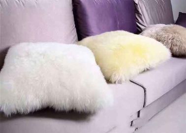 China Long Wool Black Fur Throw Pillows , Fulffy Hair Medical Sheepskin Chair Pad No Filling supplier