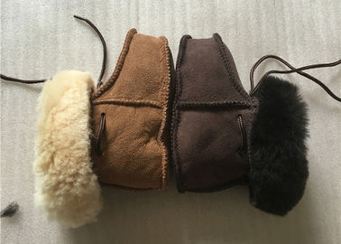 China 100% Handmade 15cm Real Sheepskin Wool Baby Booties For Outdoor supplier