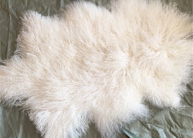 China Mongolian lambswool blanket Long curly hair Tibetan Lamb fur skin Pelt rug plate supplier