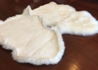 Living Room Soft White Fur Floor Rug , Smooth Wool Sheepskin Car Seat Covers  supplier