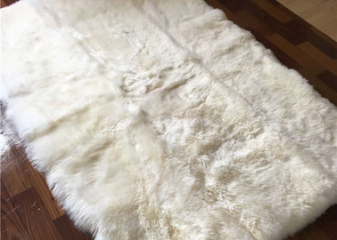 Handmade Washable Sheepskin Rug , Natural Shaped Sheep Throw Blanket For Baby Play supplier