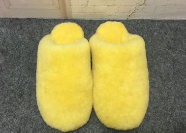 Winter Slippers Warm Women'S Fuzzy Slippers , Closed Toe Fuzzy House Slippers  supplier